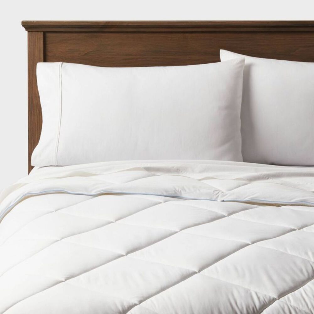 Threshold - Twin/Twin XL Cool Touch Down Alternative Duvet Ins White